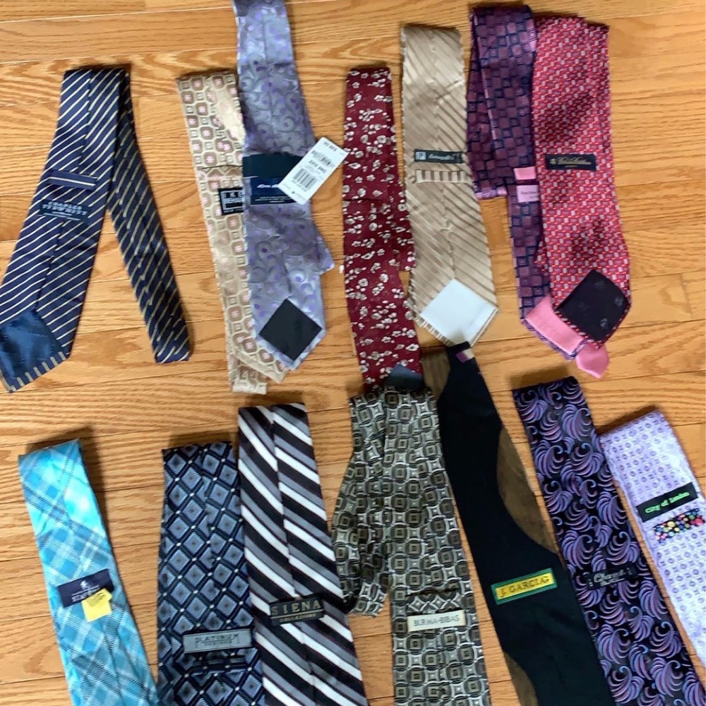 Bundle of ties
